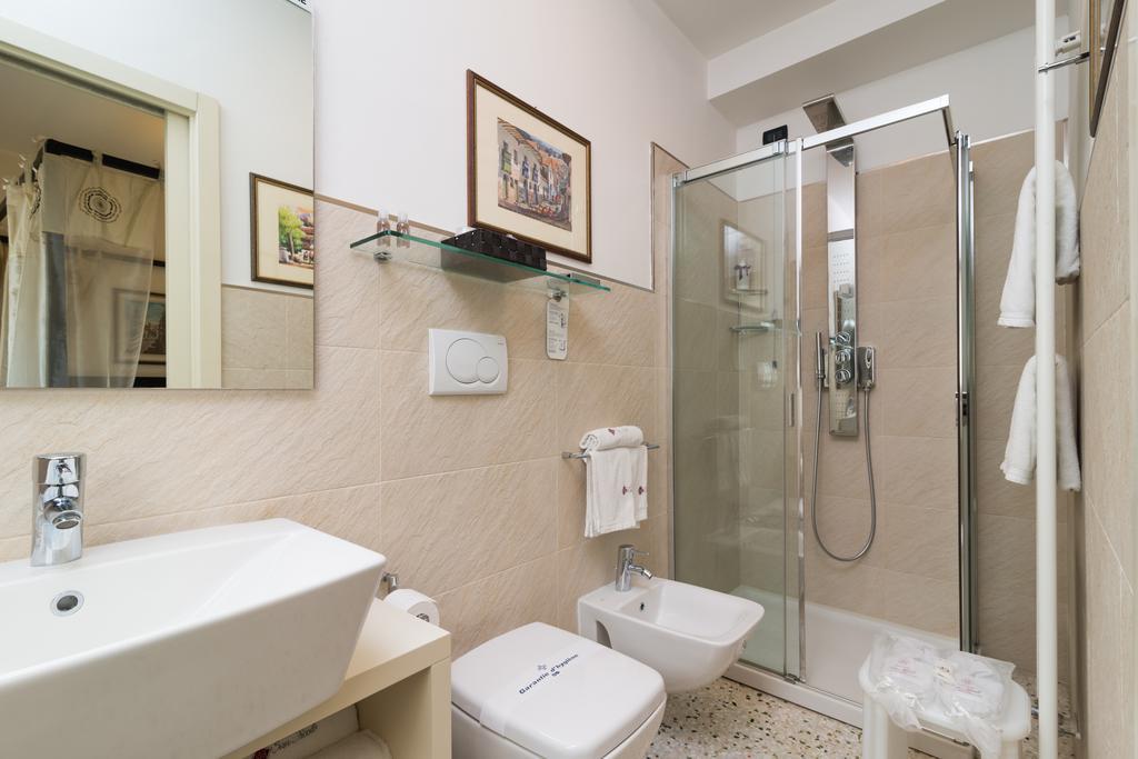 Hotel Relais San Nicolo Treviso Oda fotoğraf